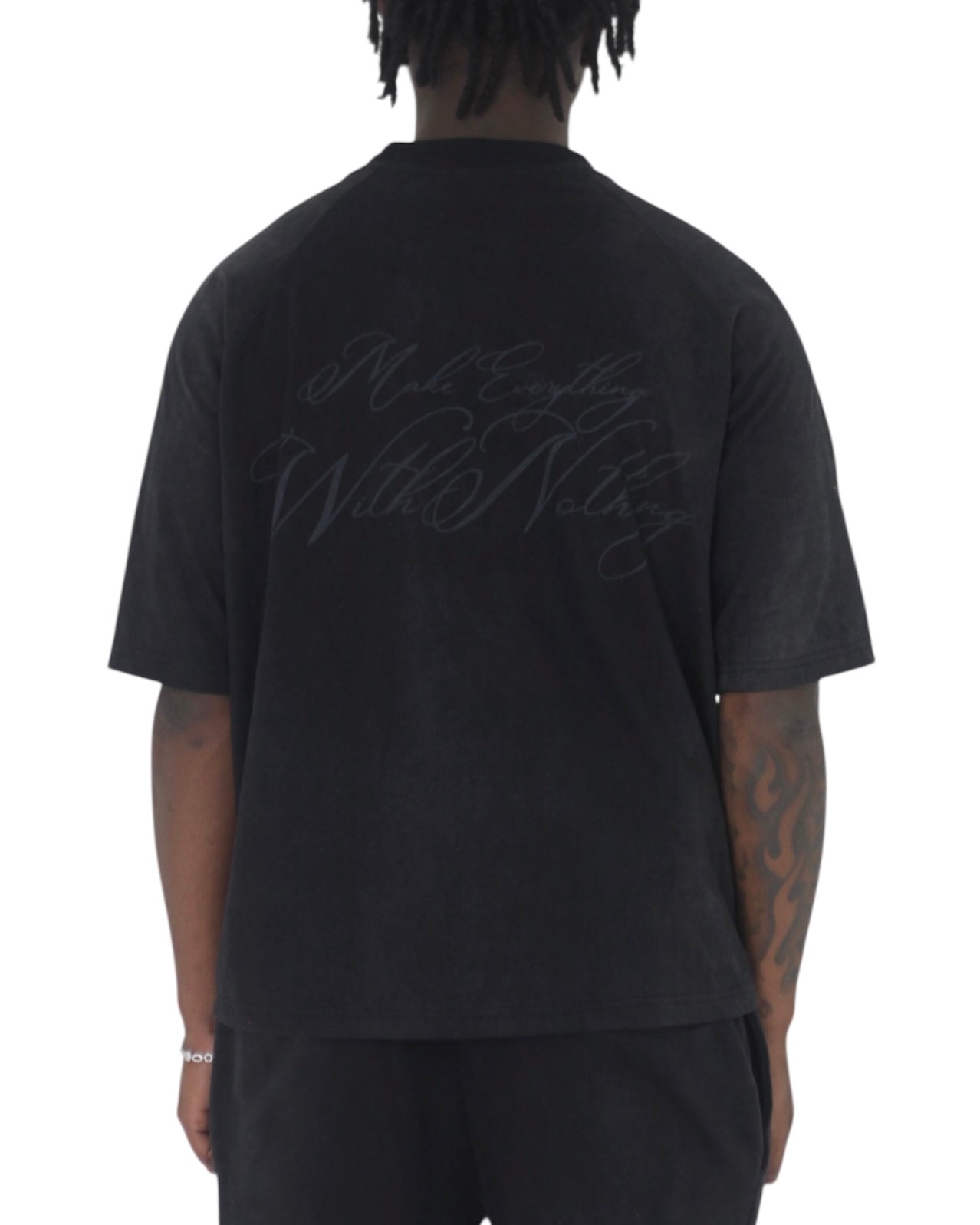 MEWN BOX TEE