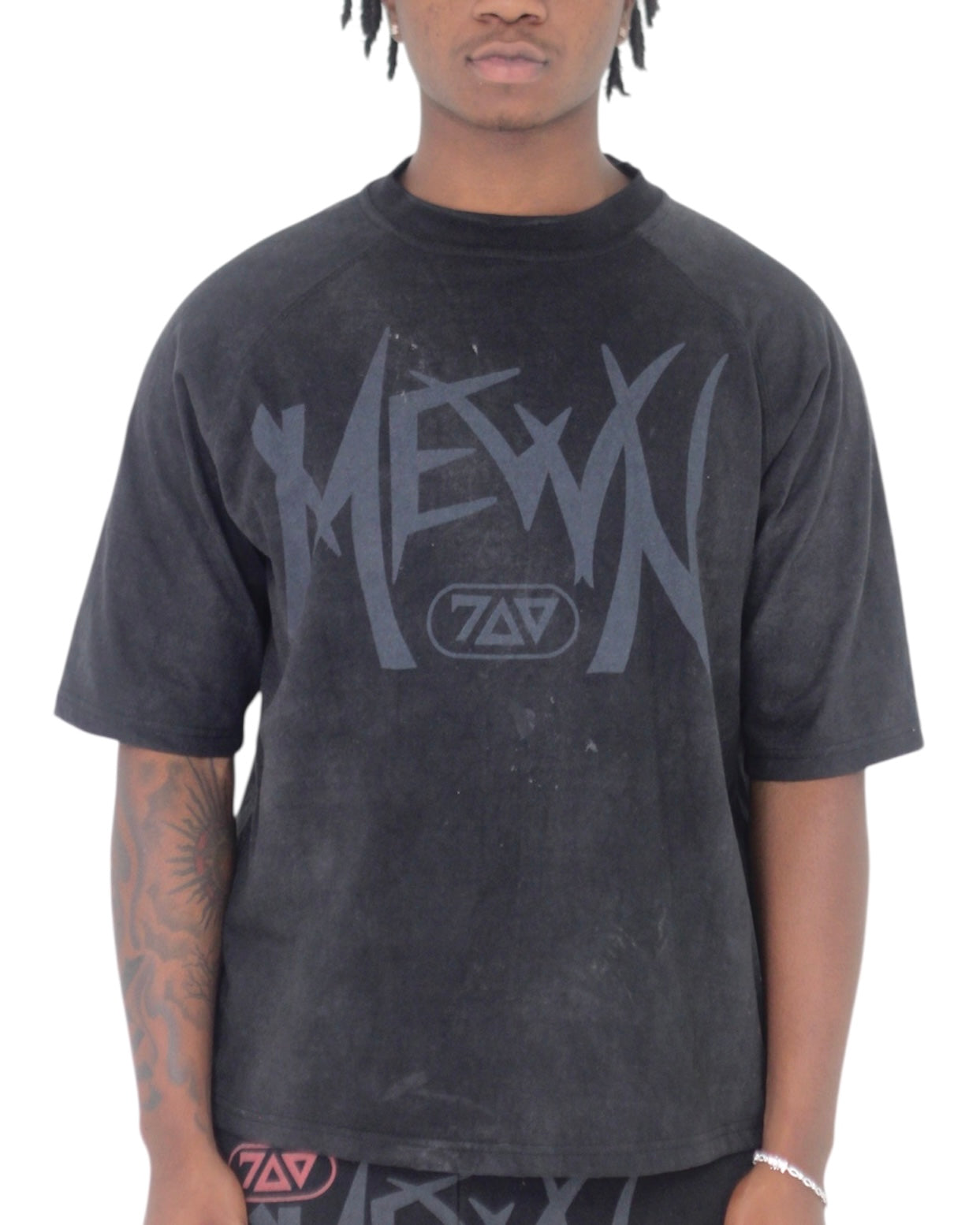MEWN BOX TEE